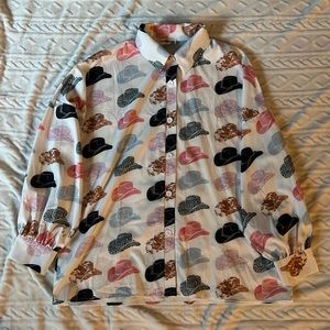 The perfect cowgirl button down Size medium, very light weight